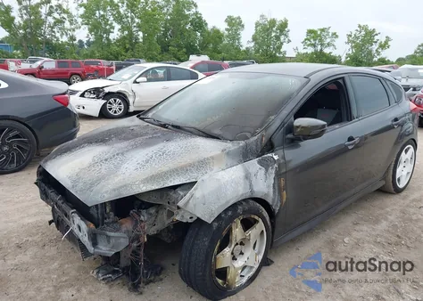 2016 Ford Focus из США, поврежденный, VIN 1FADP3L92GL242294